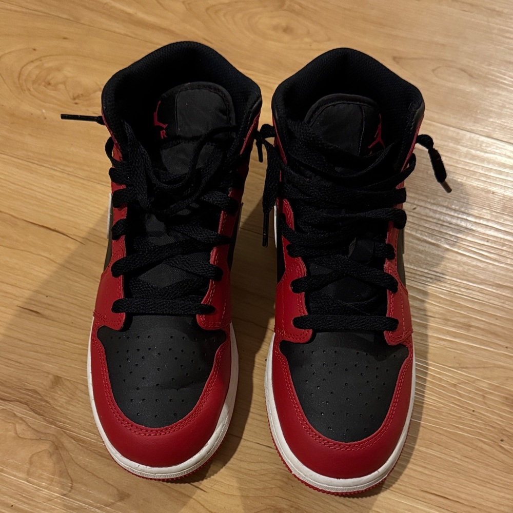 Jordan - Boy - GS Air Jordan 1 Mid - Black/White/Gym Red